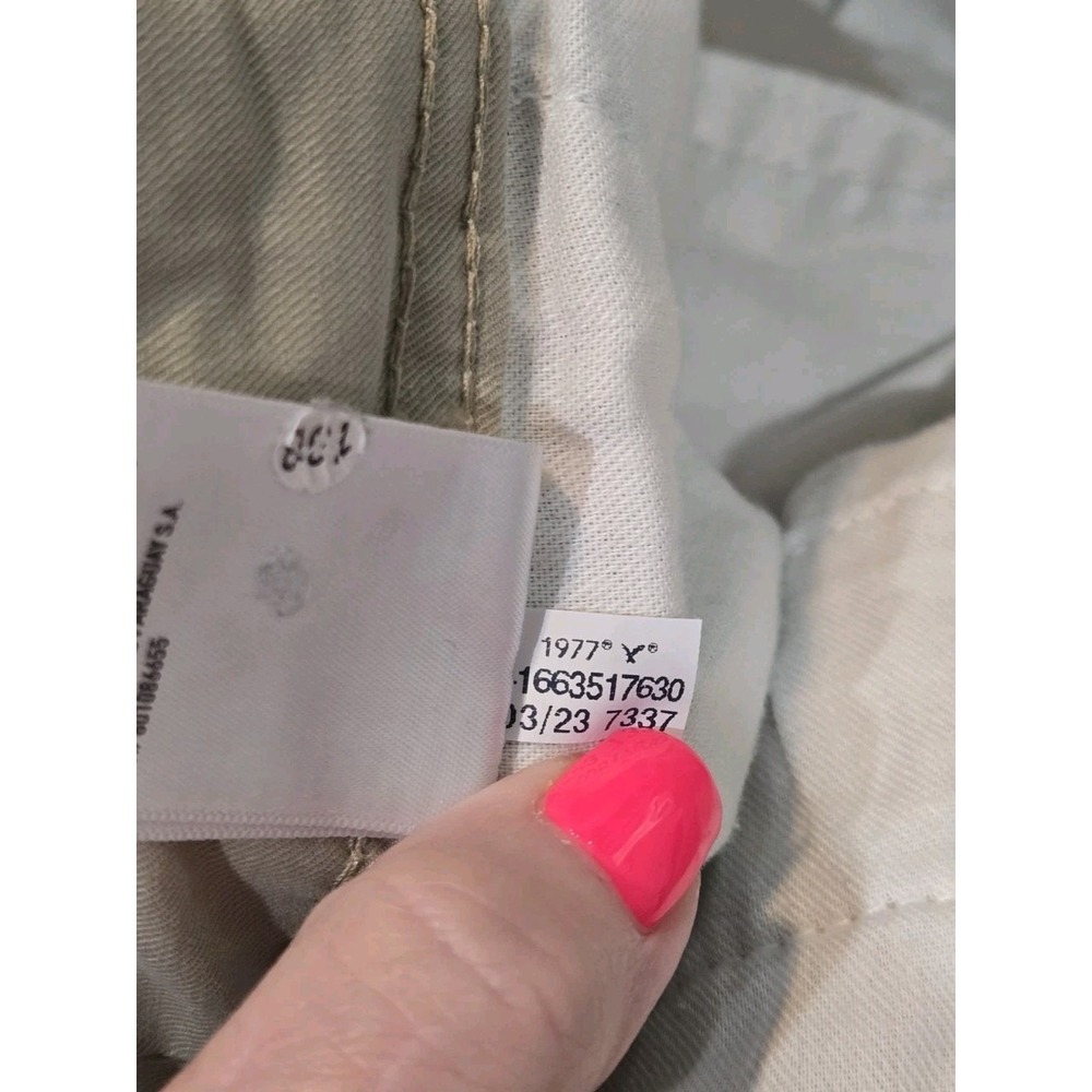 American Eagle Outfitters Cargo Shorts Mens 32 Beige Flex Canvas 10 Inseam - Picture 8 of 11